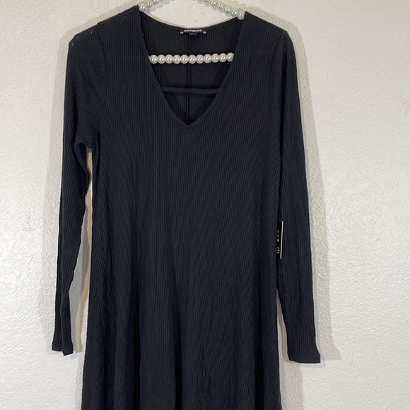 EXPRESS V-NECK LONG SLEEVE BLACK DRESS SIZE MEDIUM NEW - Picture 2 of 9